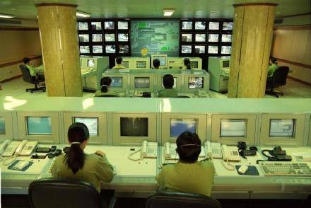 
35年来广州110受理报警求助过亿宗 每分钟10个电话打进广州110-开云电竞中国(图11)